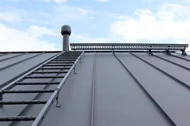 produkty-bezpieczenstwa-dachowego-ruukki9404afc76a0e48b694a9d18b527e85d0.tmb-380v